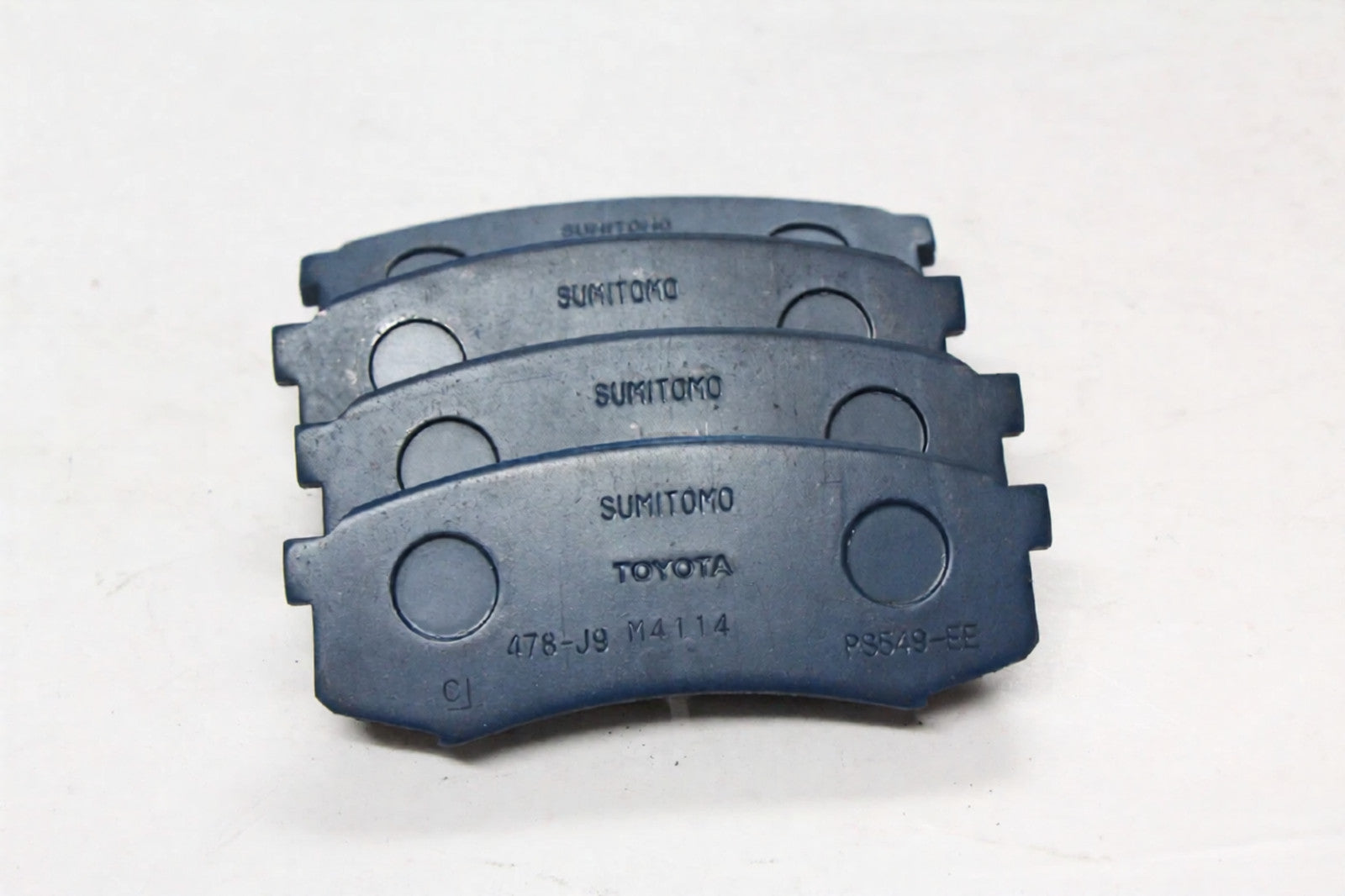 Toyota Genuine 04466-30282 Pad Kit Disc Brake Rear 0446630282 OEM - GK Auto Parts