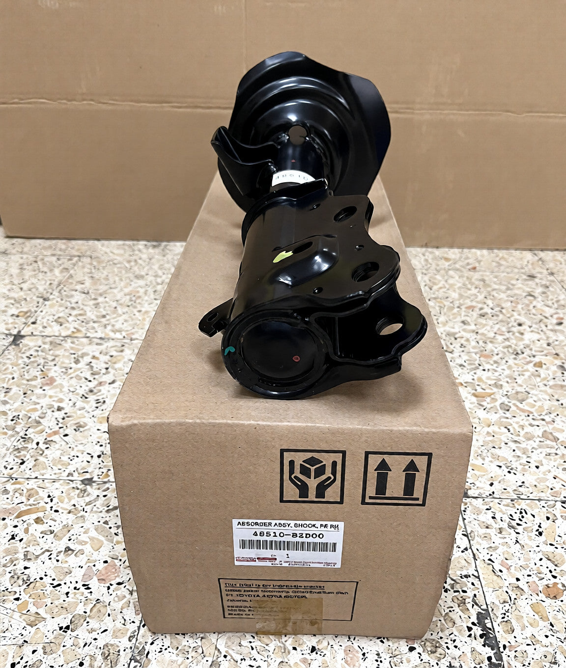 Toyota Genuine 48510BZD00 Absorber Assy Shock Front RH 48510-BZD00 OEM