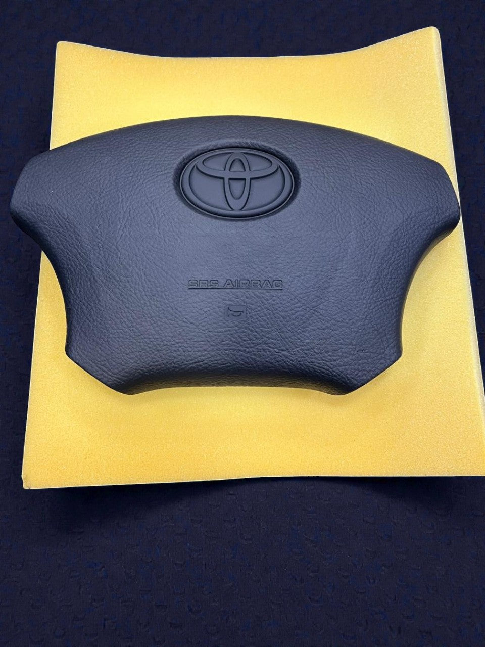 Toyota Genuine 45130-26360-B0 Pad Assy Steering Wheel OEM - GK Auto Parts